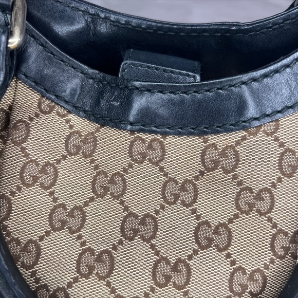 Gucci Vintage Sukey Shoulder Handbag - Picture 4 of 16